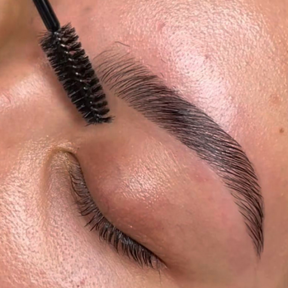 Brow Lamination+Wax at Yari Beauty Studio in Kelseyville, CA