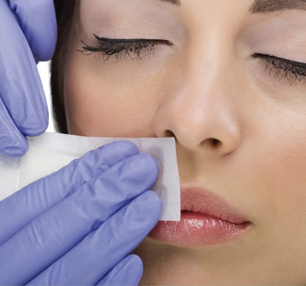 Lip & Chin Wax