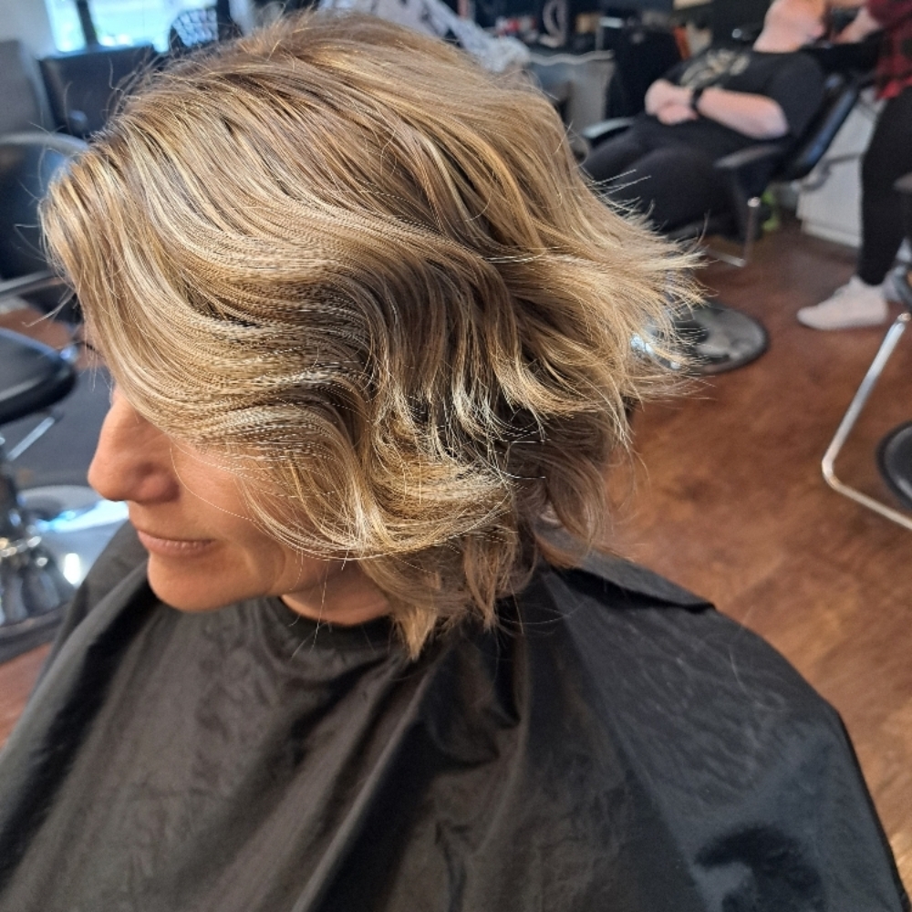 Partial Foil at Hola Hermosa in Lyons, IN