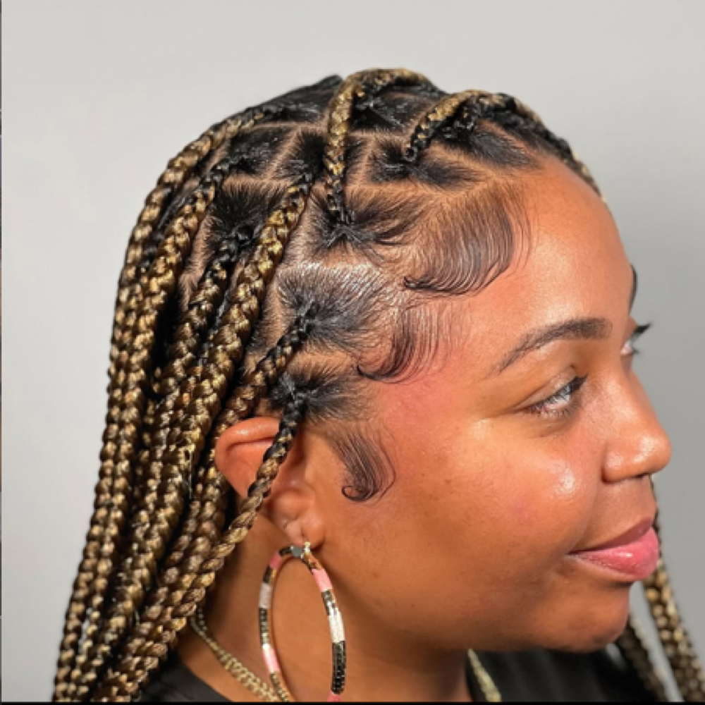 Medium Knotless – Shoulder Length at Haus Of Kartel in Rochester, NY