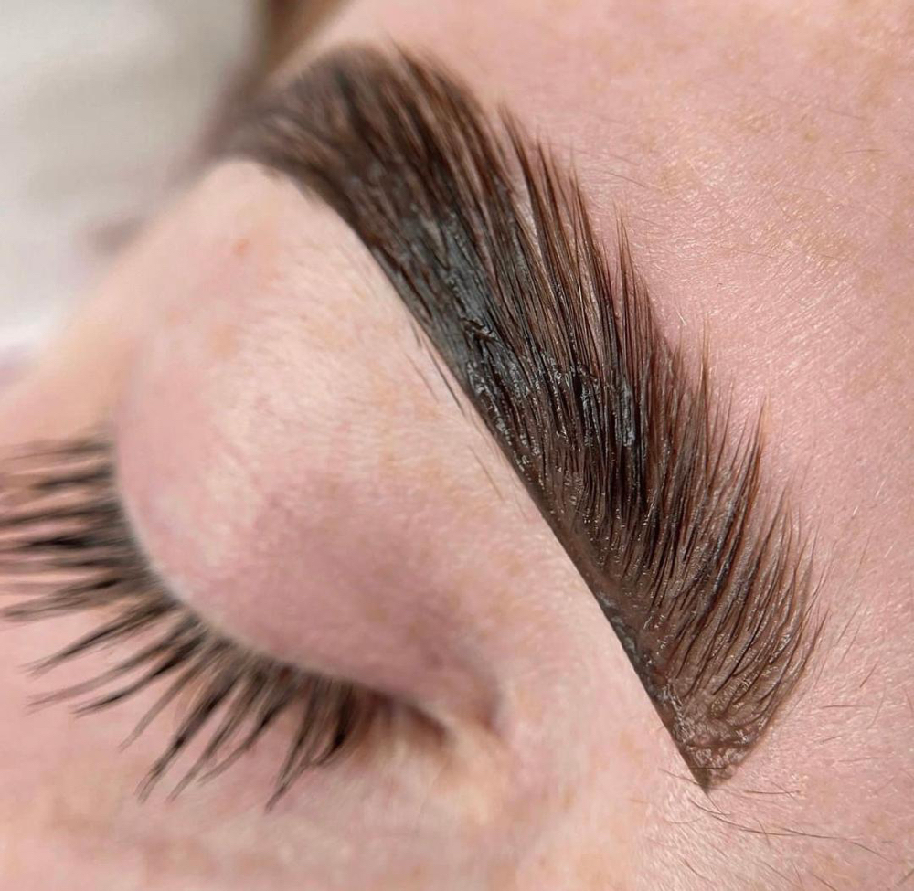 BROW TINT
