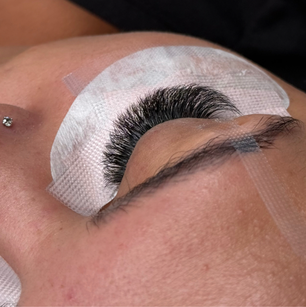 Light Volume Full-set at Diverse Esthetics in Depew, NY