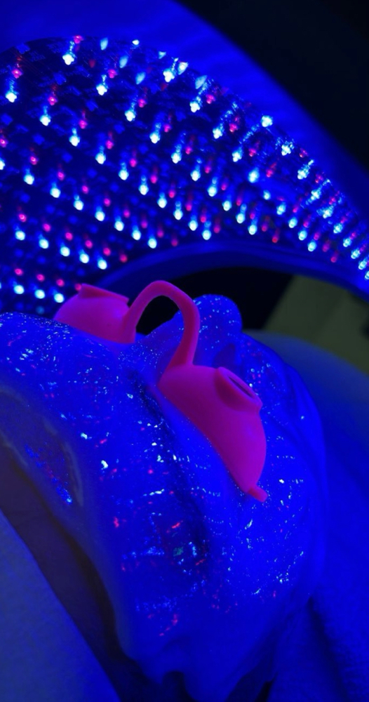 LED light therapy (add on only)