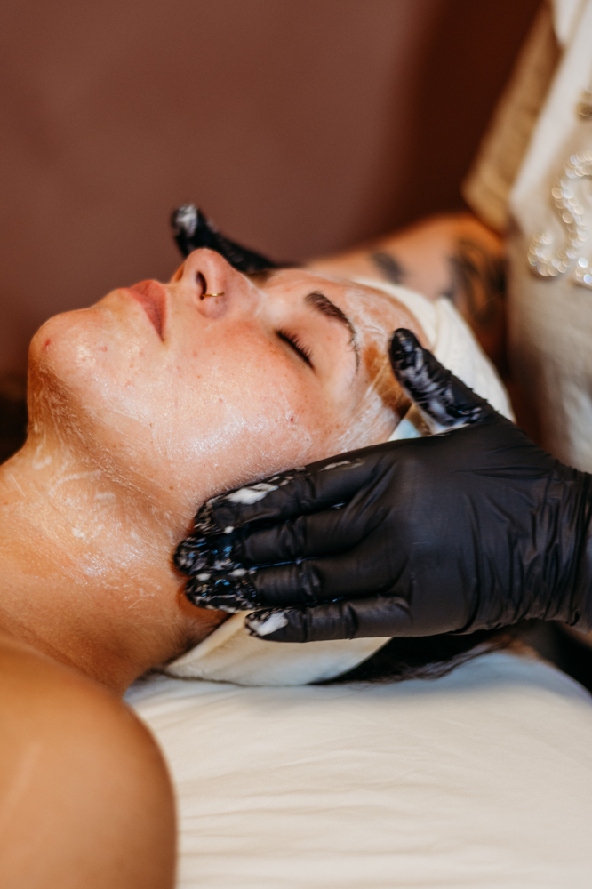 60 minute custom facial