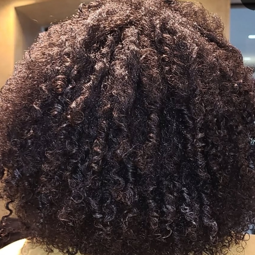 Curly trim and Style