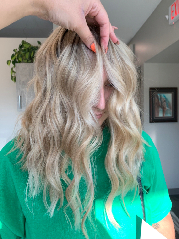 Bleach On Scalp + Haircut