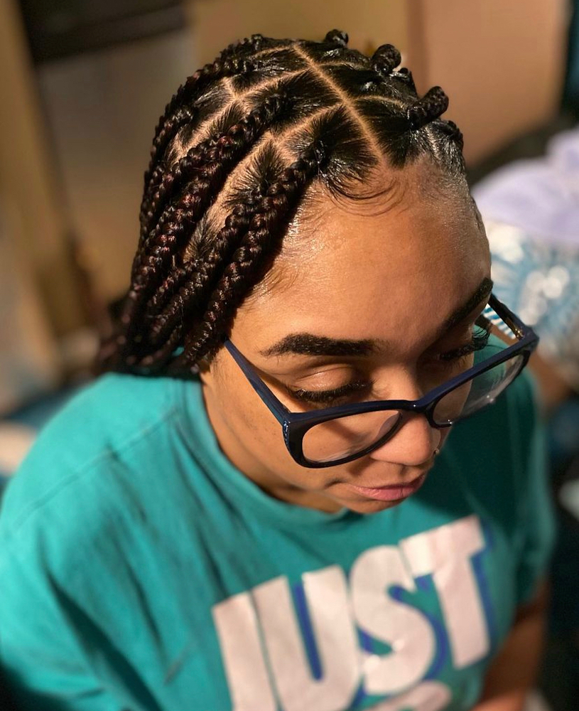Knotless Box Braids (Medium/large)
