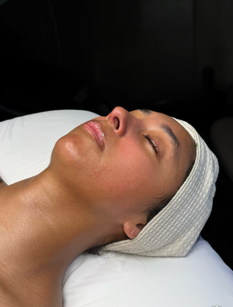 Signature Experience Facial