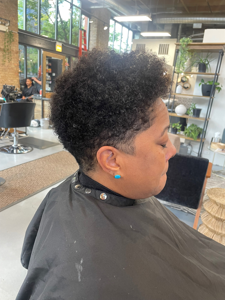 Womens Barber Clean Up And Style