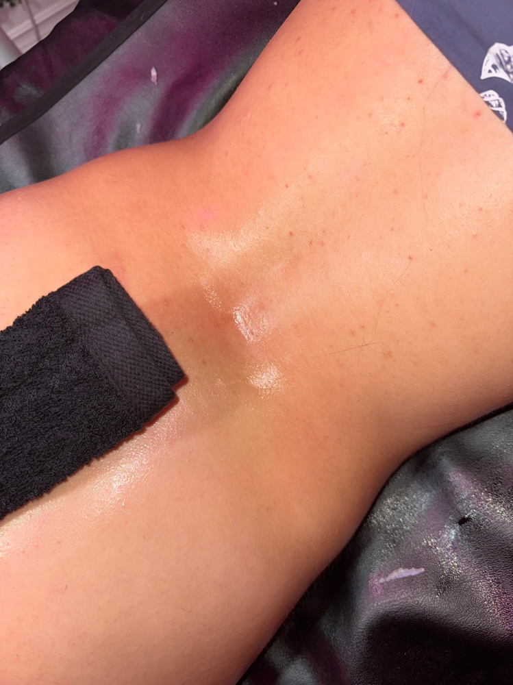 ♡︎Back Waxing Services at SkinByAbby in Hemet, CA