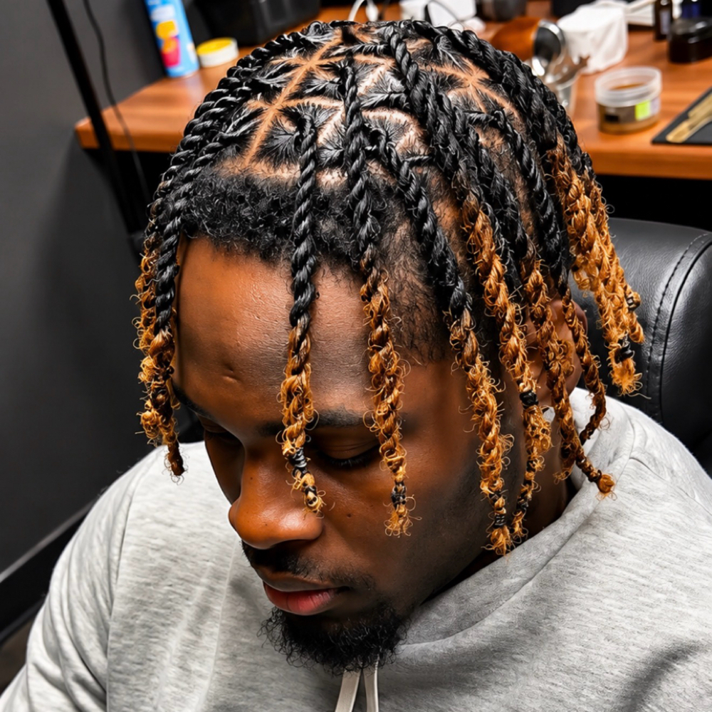Retwist & Style (Ears & Shoulders) at Von Stylz in Wisconsin Dells, WI