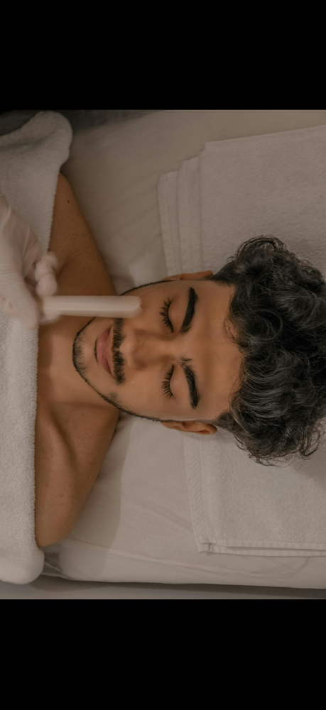 Men’s Calming & Restorative Facial