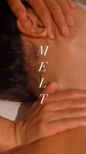 Hands-On Facial Massage (No Tools)