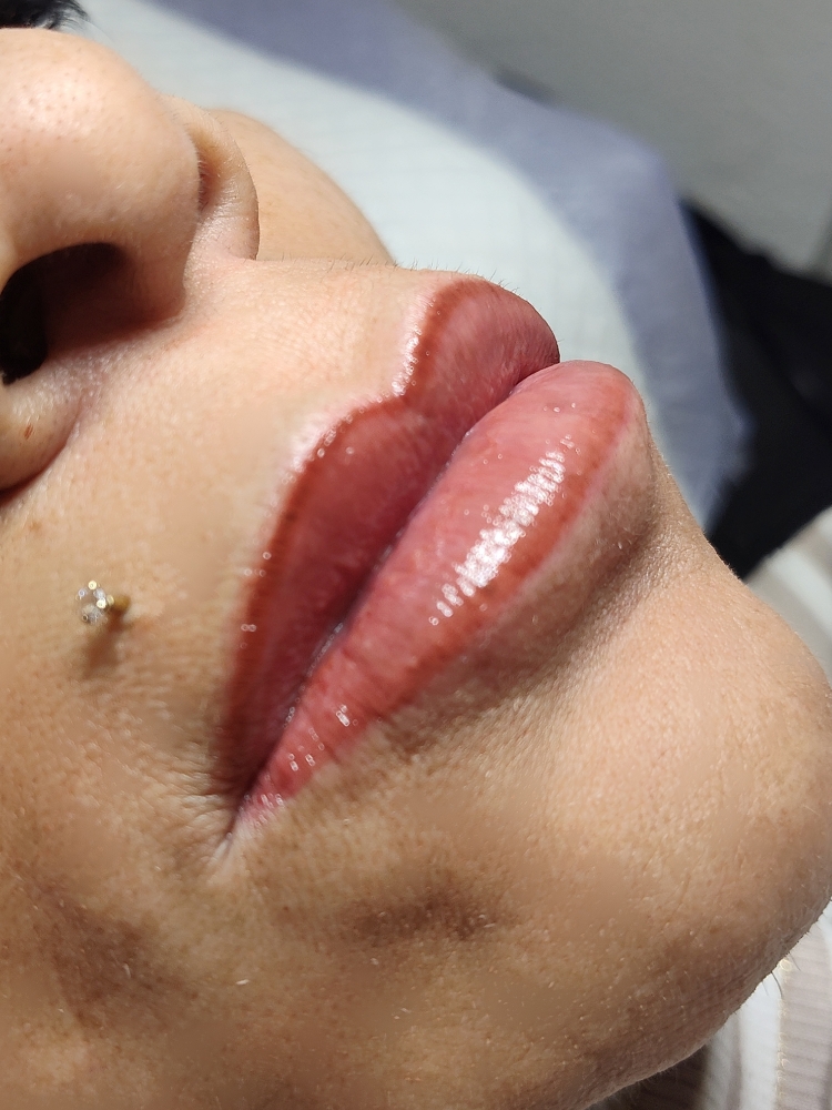 Permanent Lip Liner