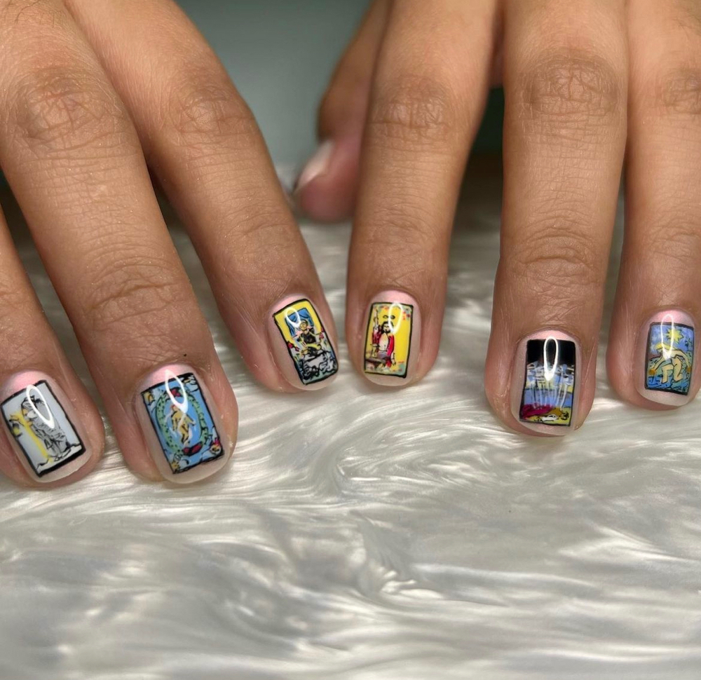 Manicure + Extreme Art