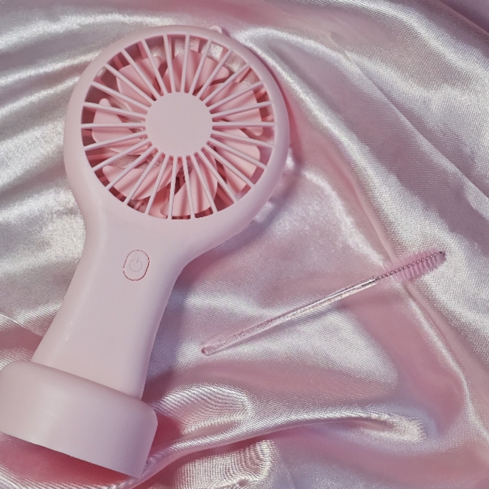 Pink Fan at Glow & Grow Parlor in Rio Rico, AZ