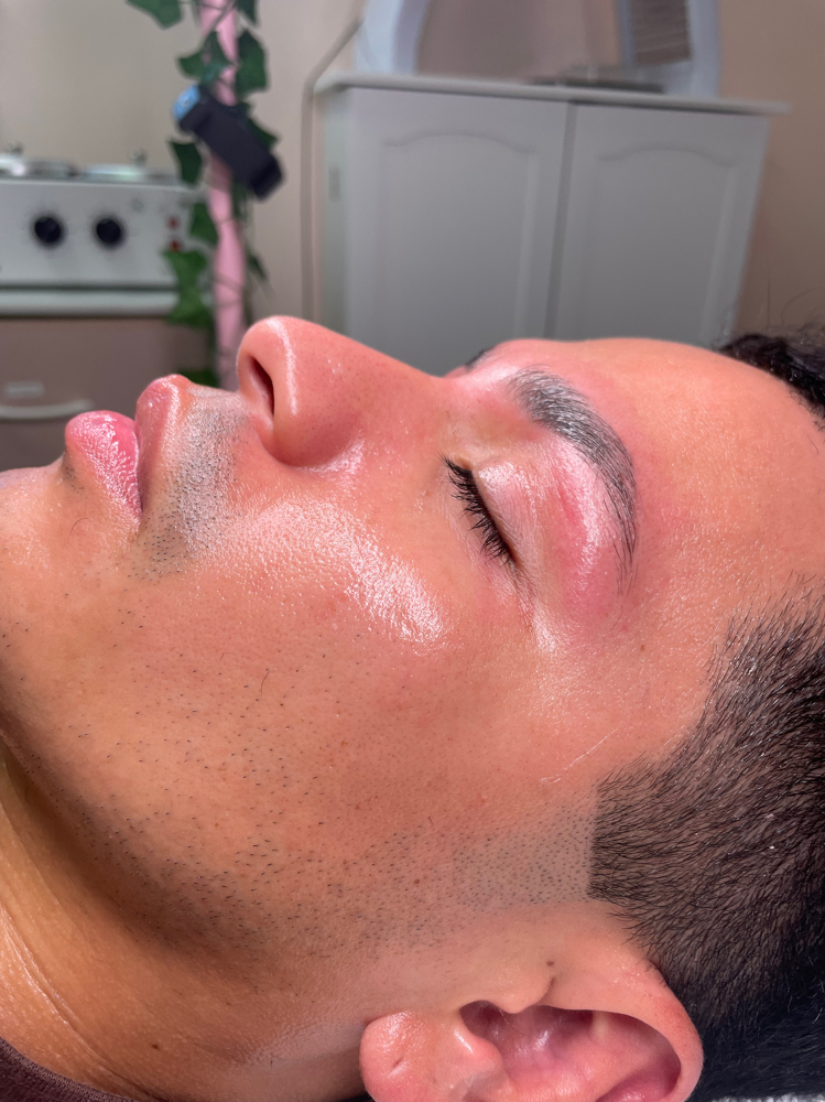 Plump & Glow Facial