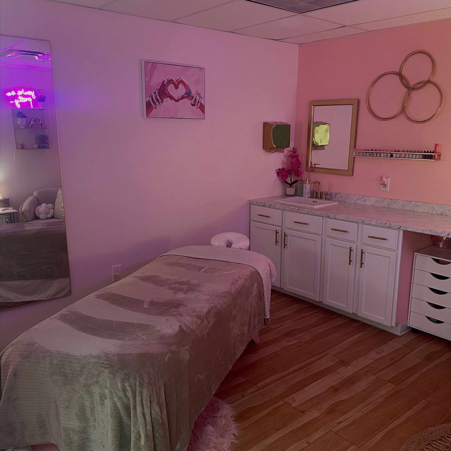 30 Minute Classic Swedish Massage