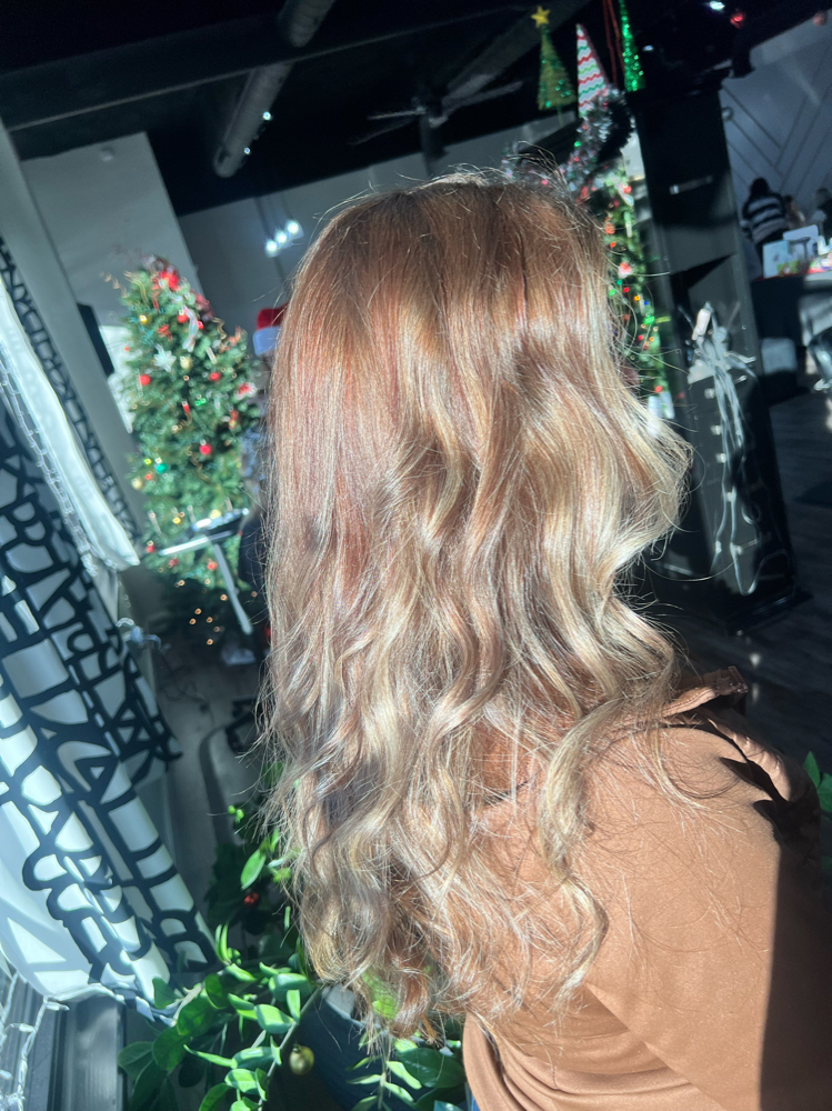 Shampoo/ Style Out