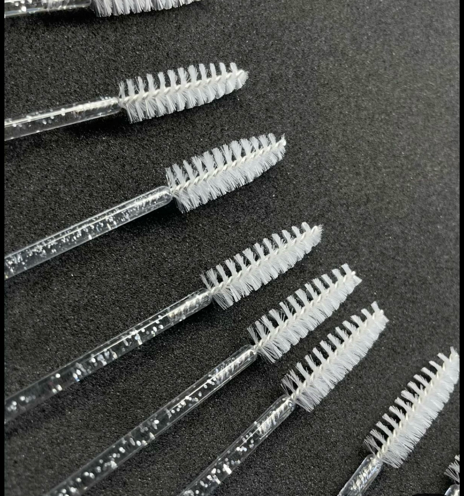 Lash Extension Removal