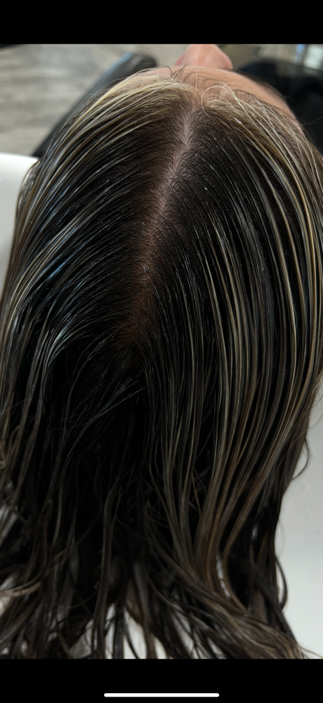 Shampoo & Blowdry