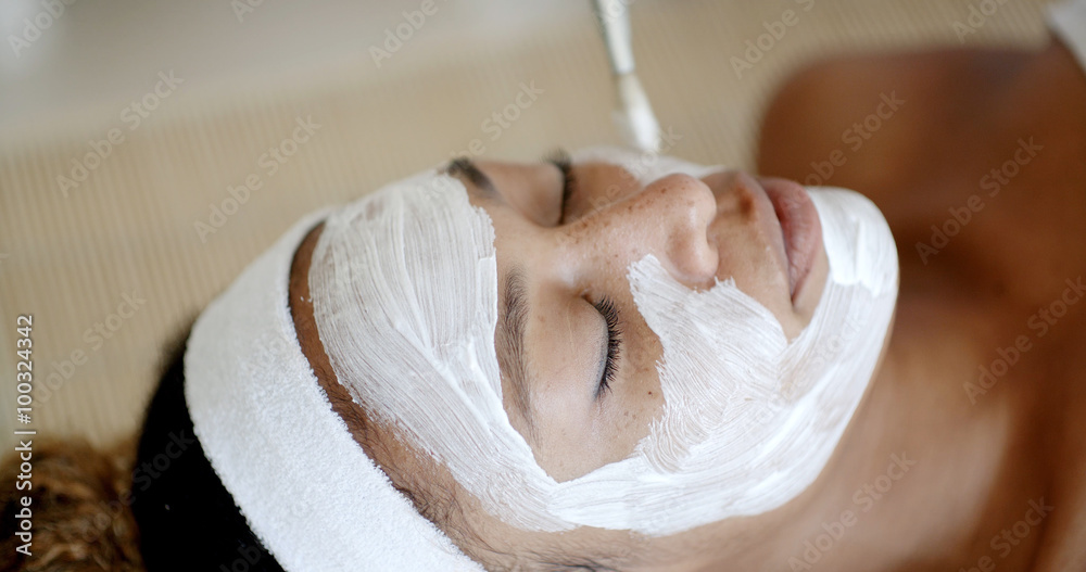 Collagen Facial