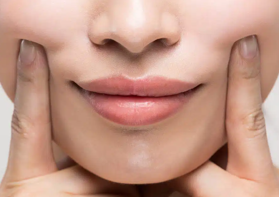 Lip &Chin Smooth