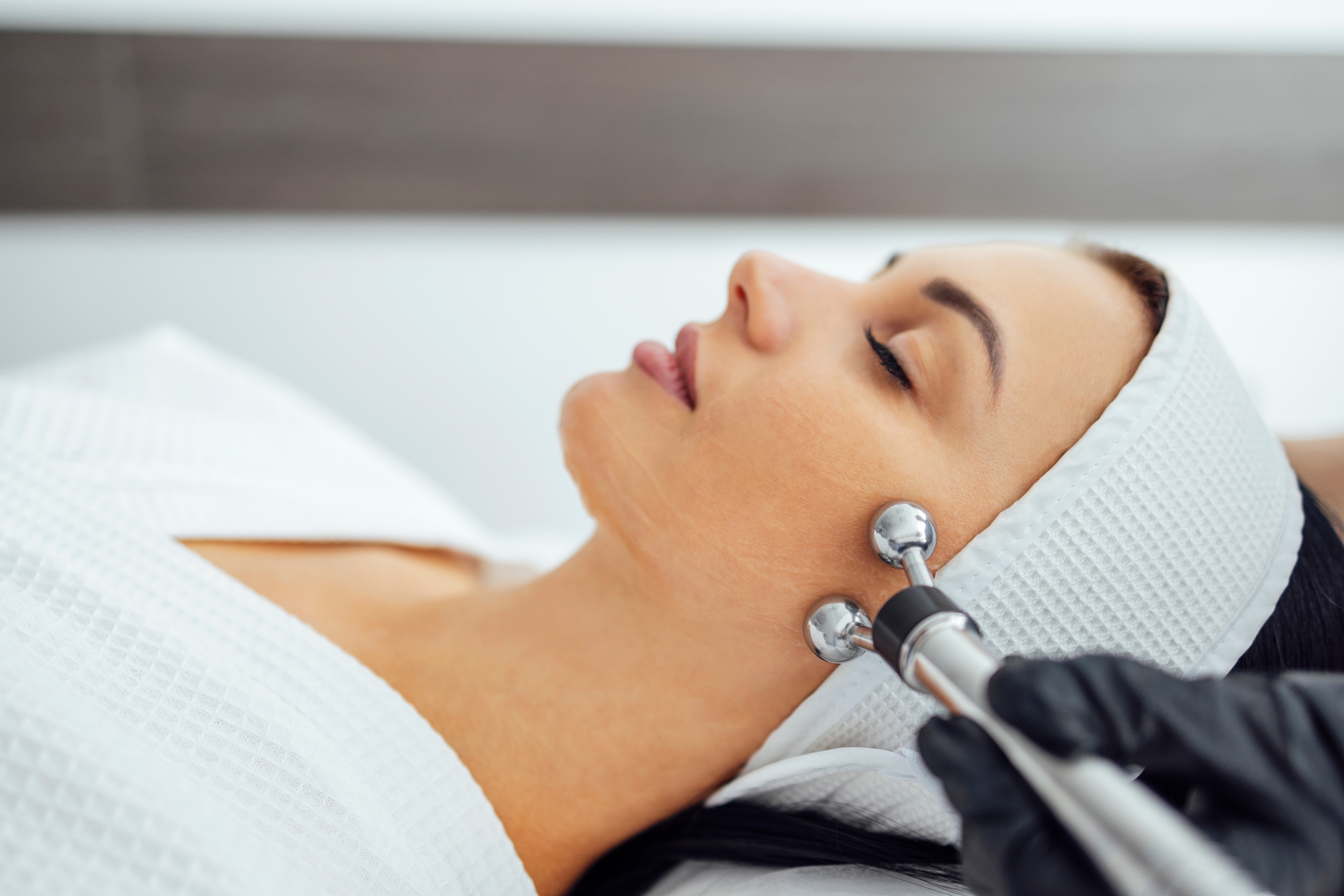 Microcurrent Facial