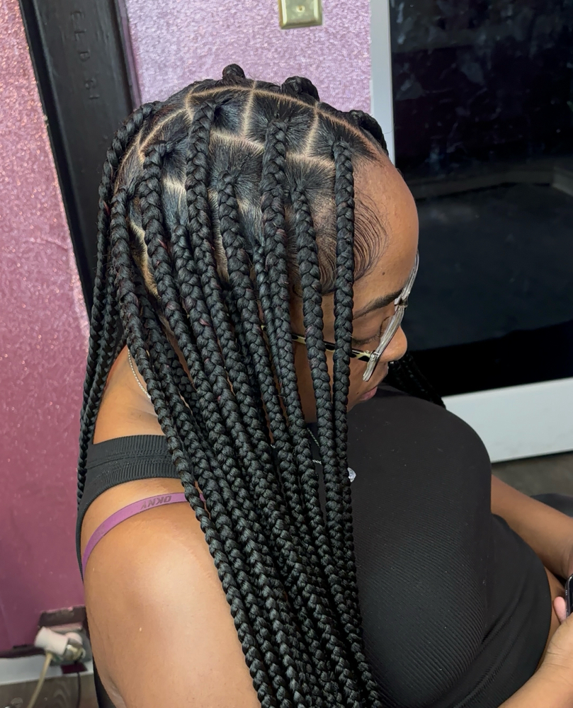 Medium Knotless