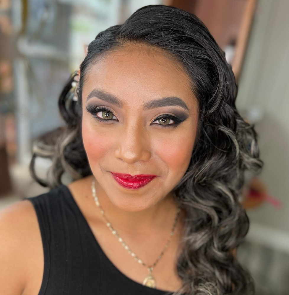 Makeup/ Maquillaje