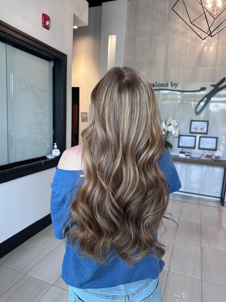 Women's Blow-Dry