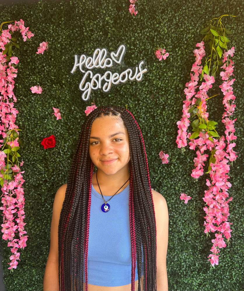 Medium Knotless Braids