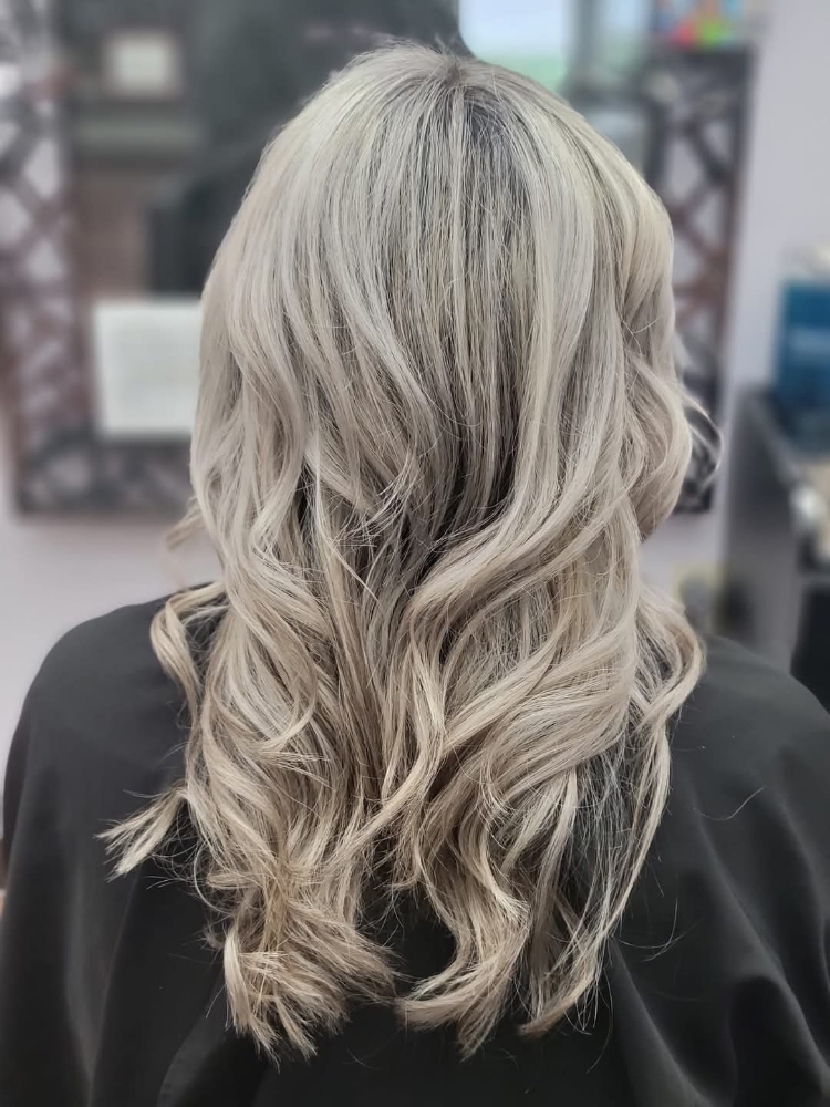 Root touch up with custom Foiling.