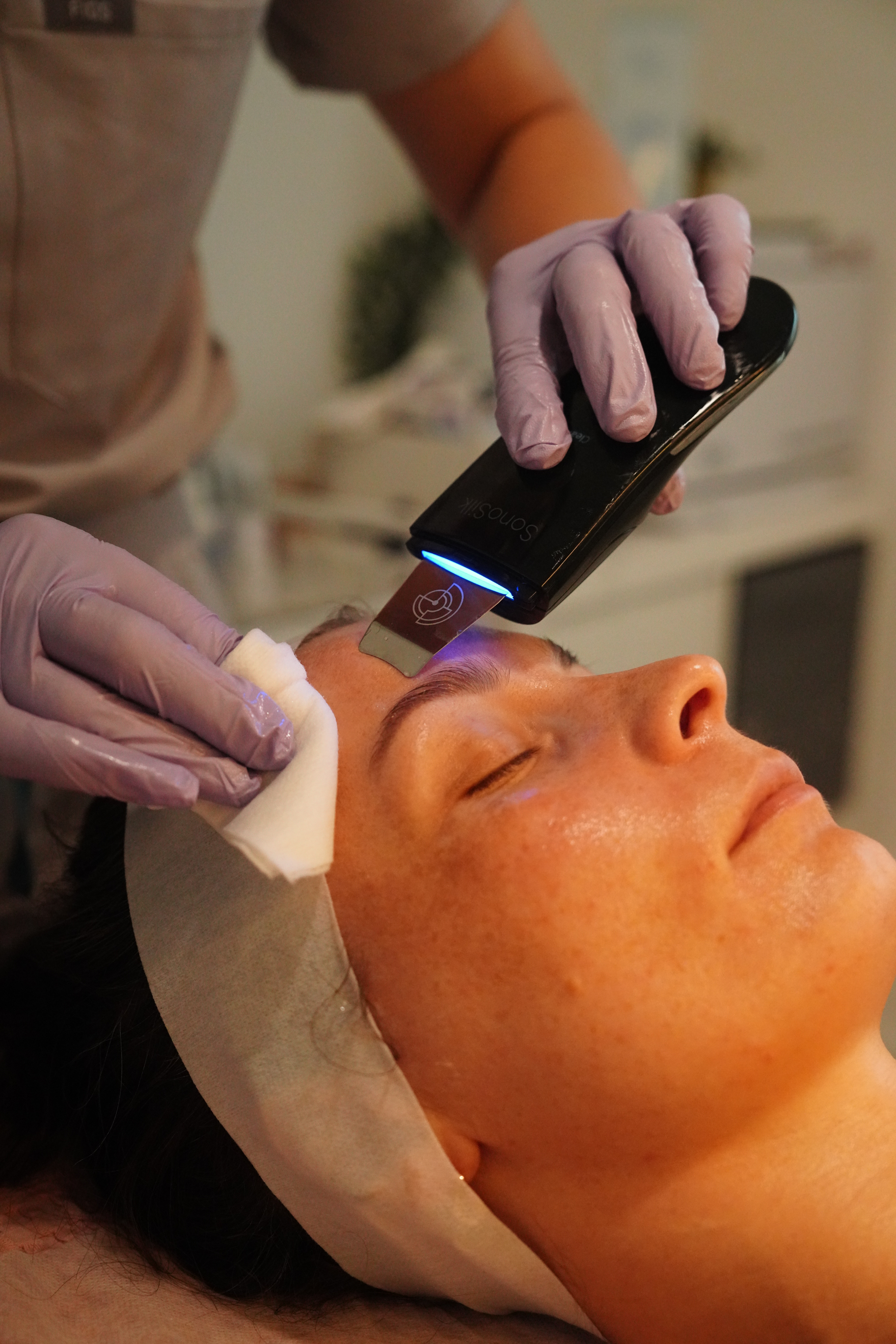 Deep Pore Cleansing Treatment at Alina Buzinsky in West Dundee, IL