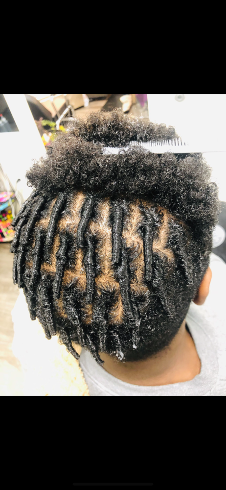 Gel Twist/Coils at ChariseRenee’J Hands of A Goddess in Kettering, MD