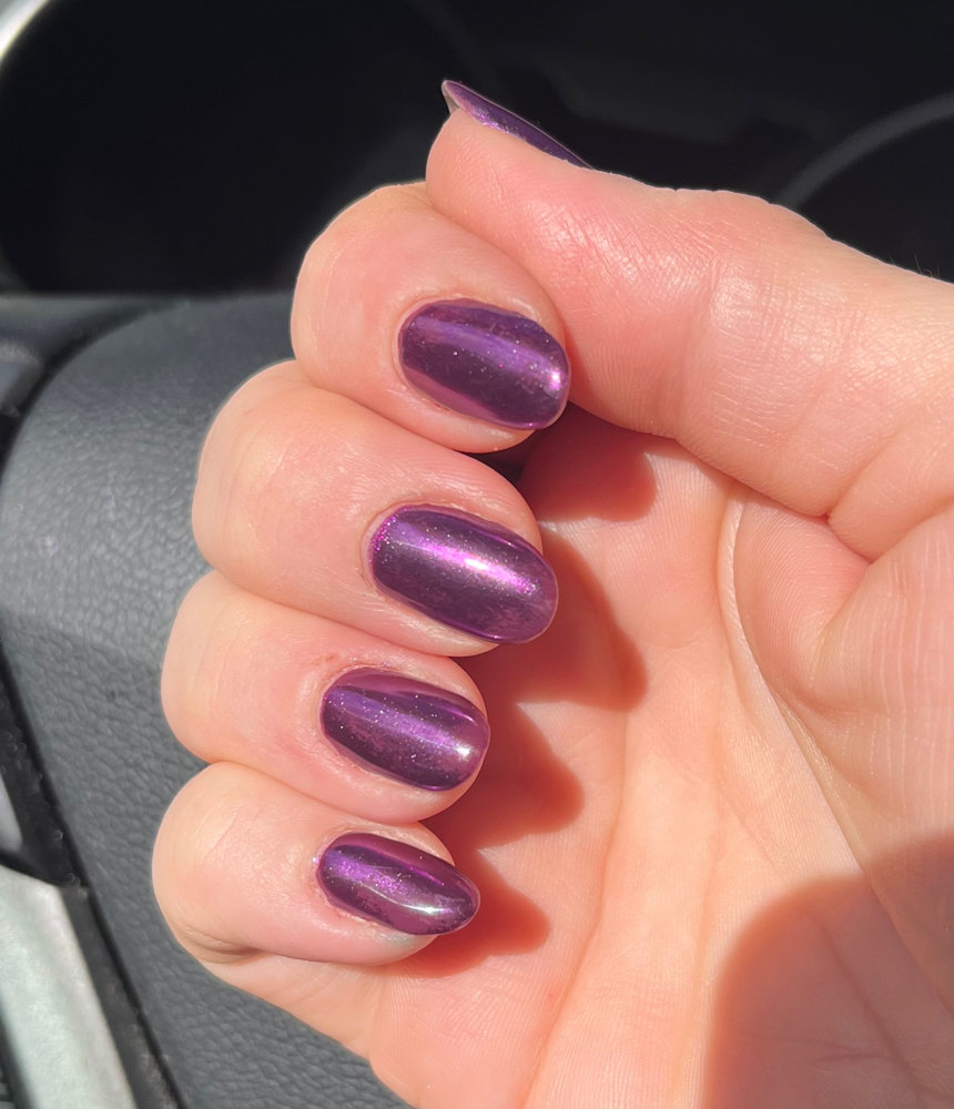 Gel Mani With Chrome Finish