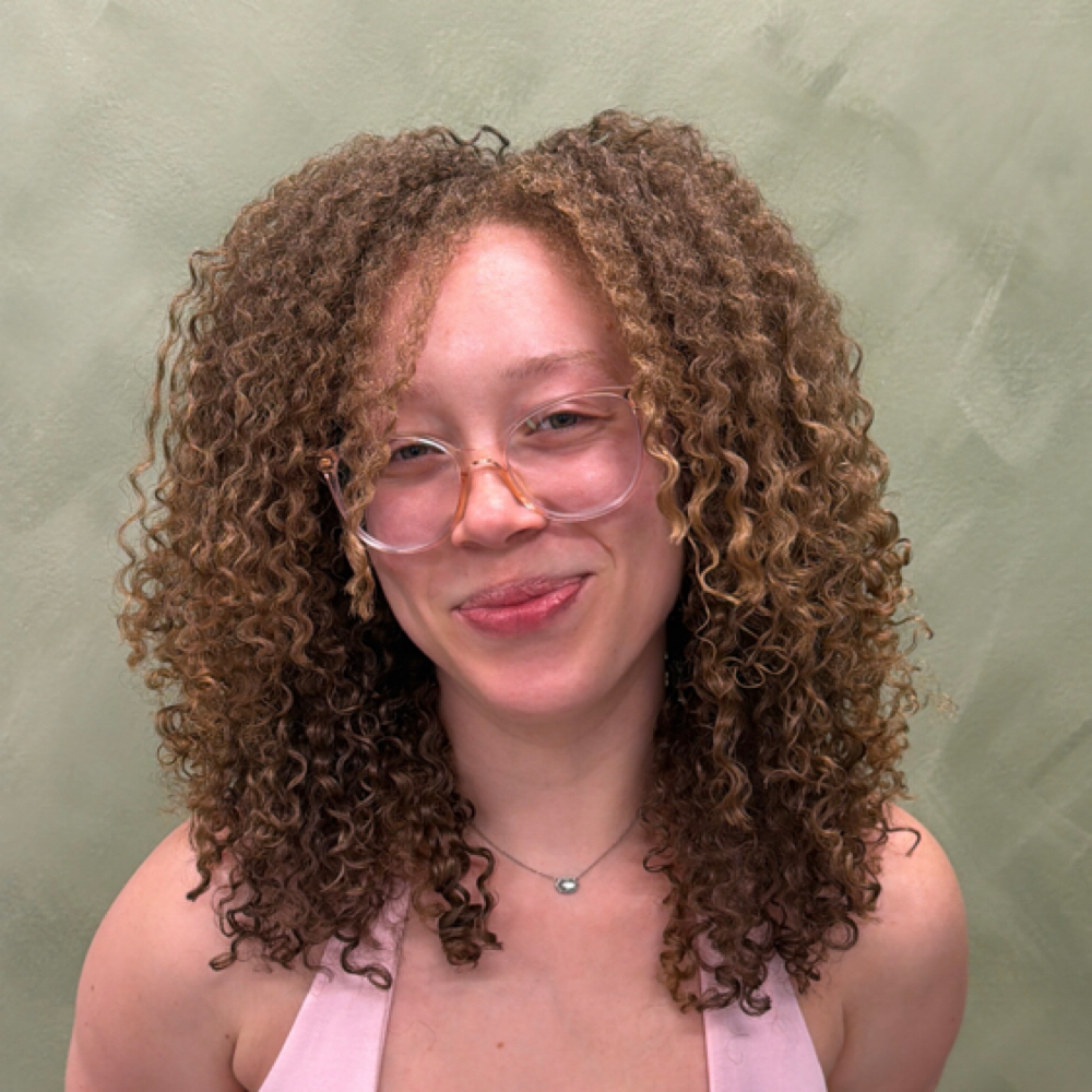 The Returning Client Experience at Curlswrece in O’Fallon, MO