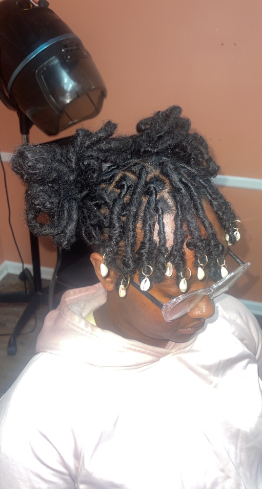 Retwist W/ Advanced Style