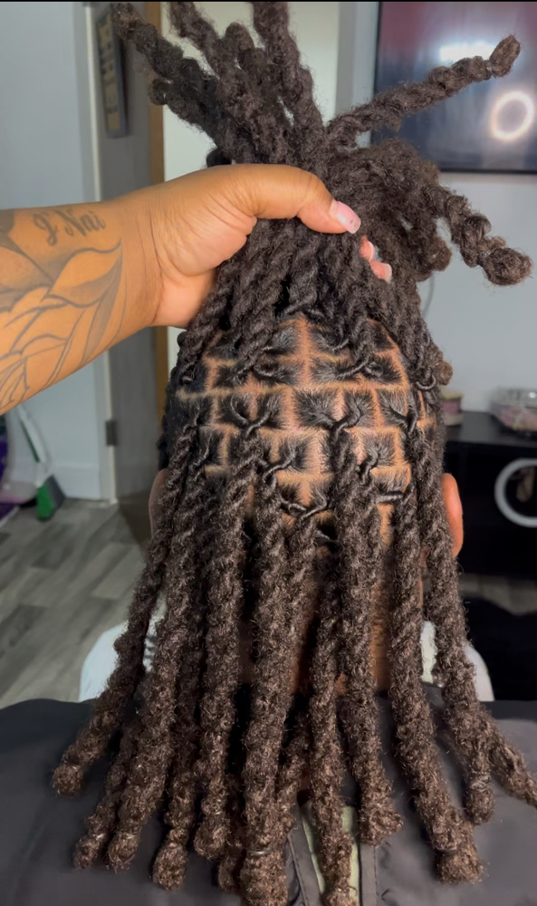 Two Strand (Shoulder Length)