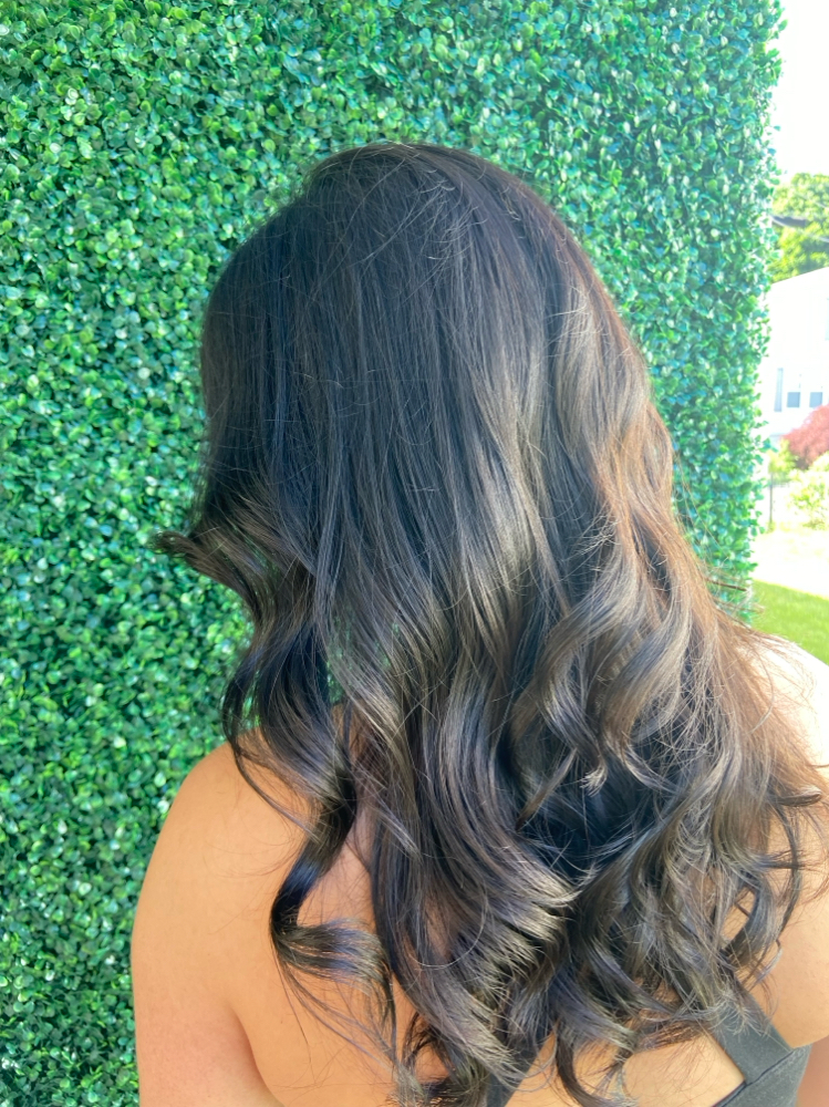 Single Process at The Beauty Bar Boutique in Massachusetts, MA