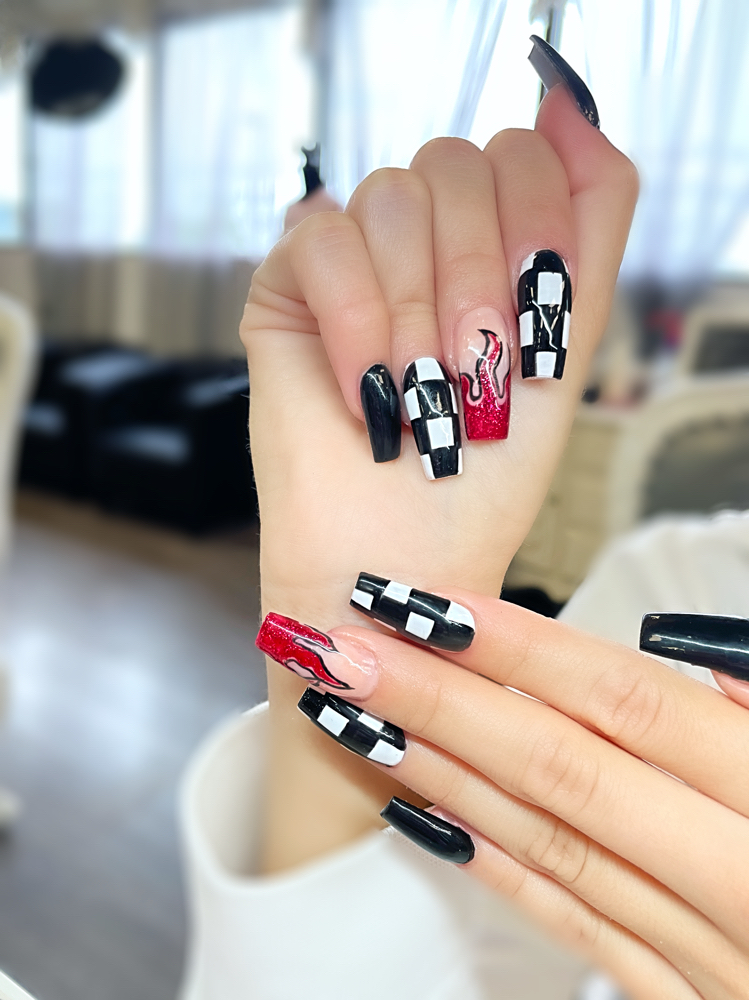 Complex Nail Art