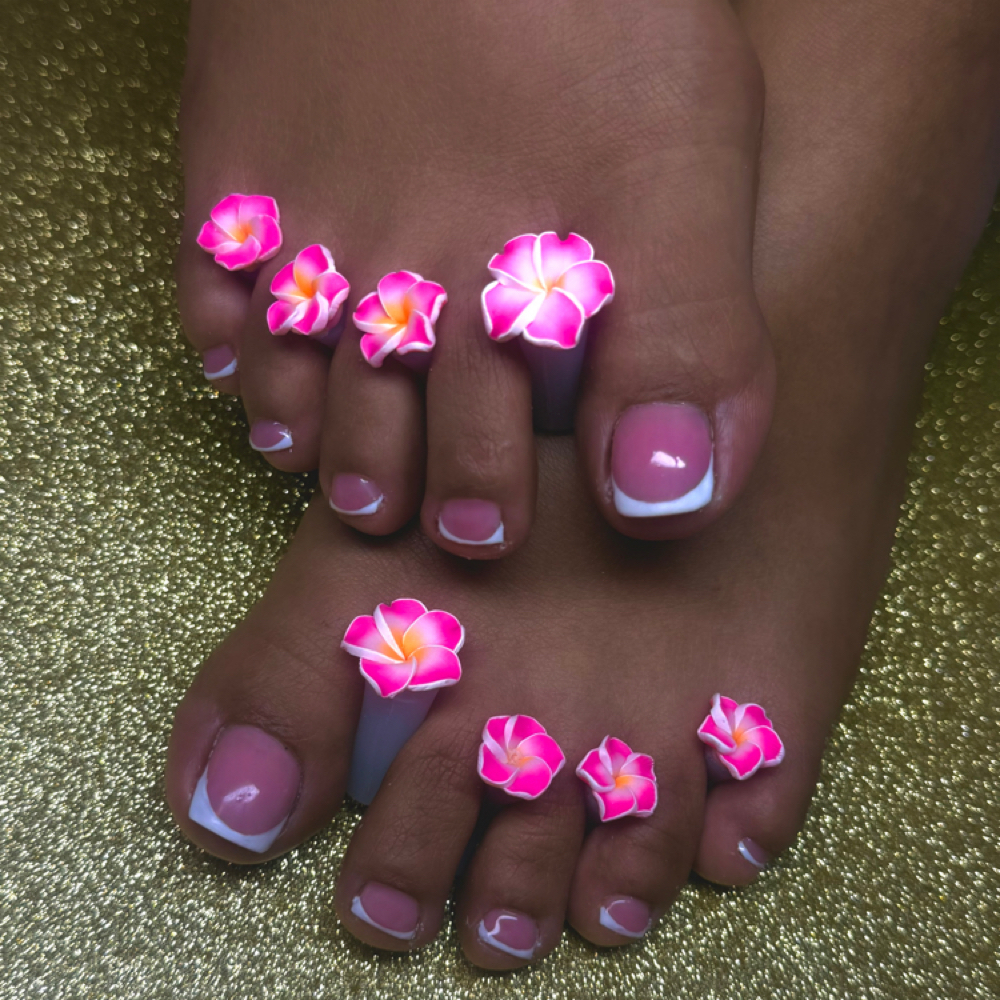 Dry Pedicure( One Color) at Hot Lizas Nails in Tucson, AZ