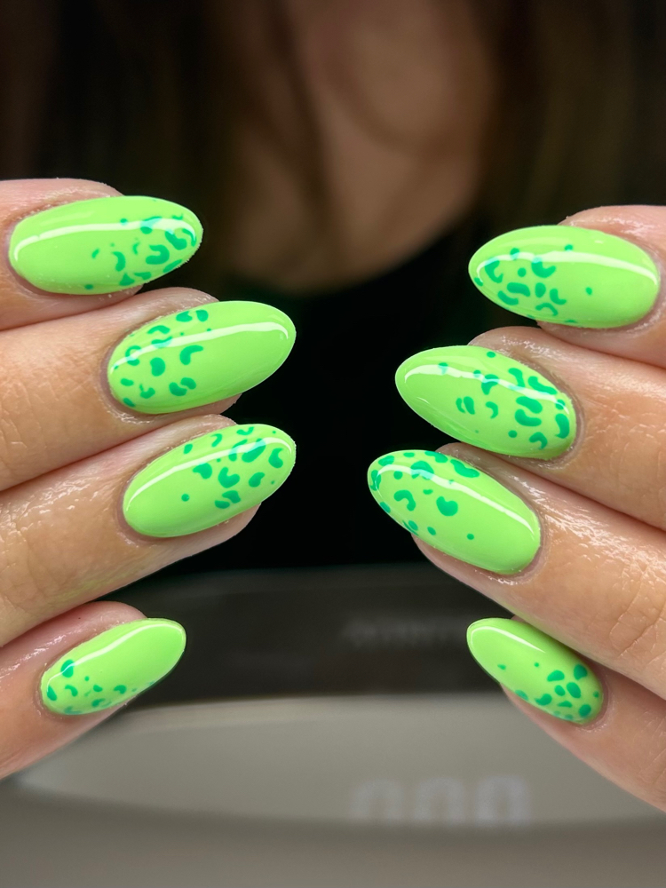 Simple Nail Art