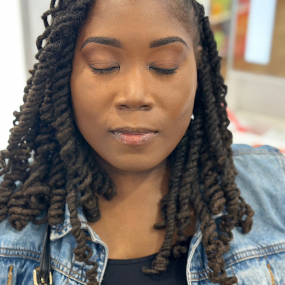 Soft Glam Makeup W/ Anaya