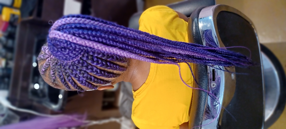 Feed In Braids(MediumHigh PonyTail)