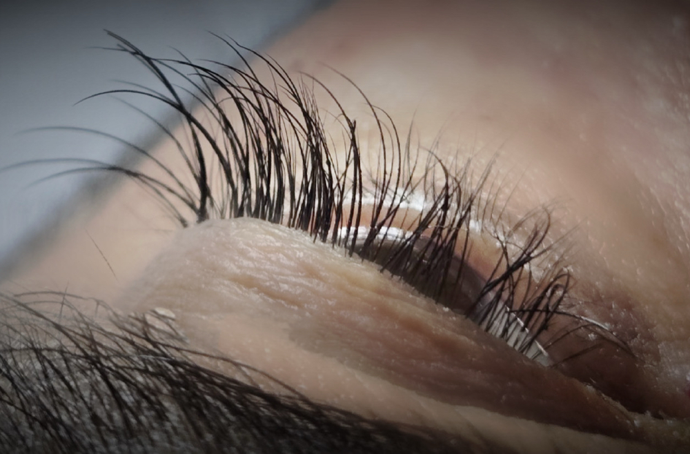 V-Light Lashes