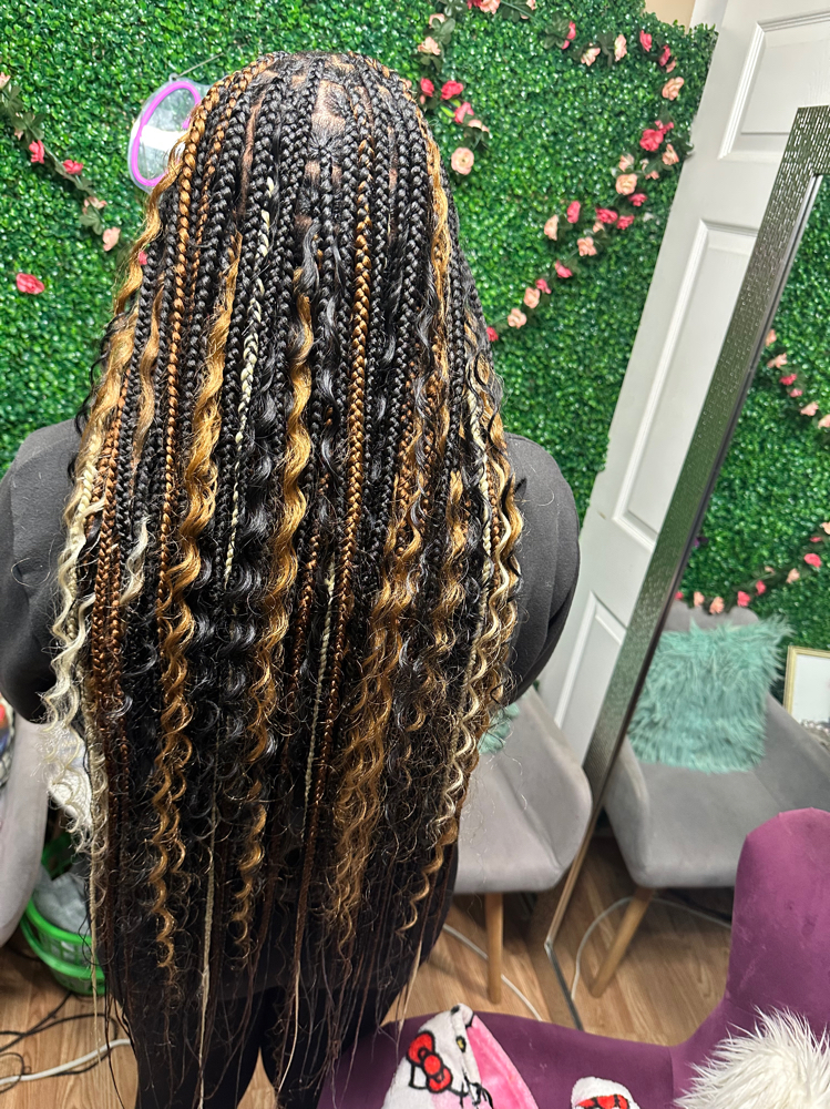 Medium Boho Knotless Braids