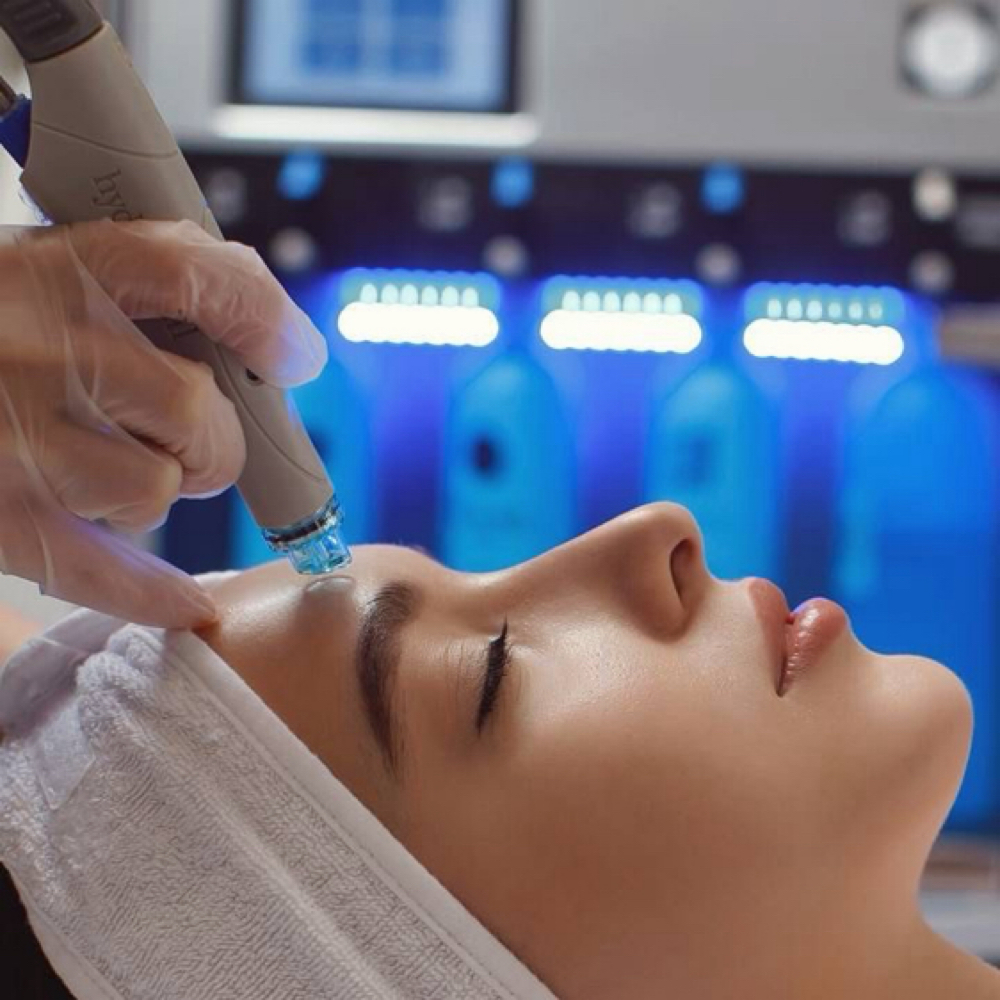 Signature HydraFacial MD® at Lumis MedSpa in Houston, TX