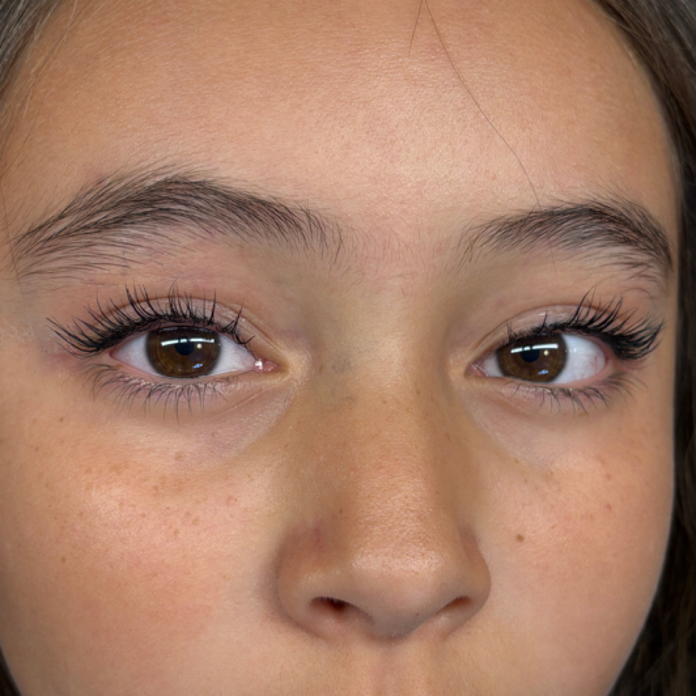 SchoolAge: Lashlift at Vix’ Beauty Room in Thornton, CO