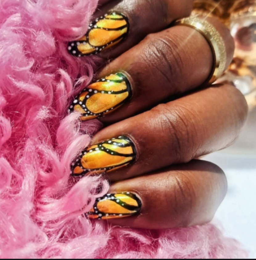 Gel Mani With Custom Nail Art